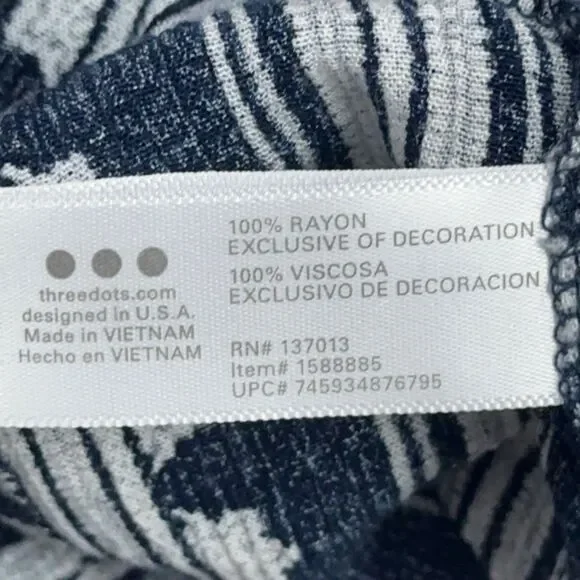 Three Dots Pull On Shorts Womens Sz M Navy Stripe Batik Smocked Waist Boho - Picture 5 of 8